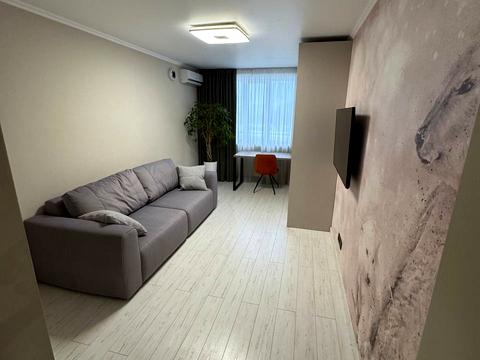 квартира за адресою Боголюбова вул., 24