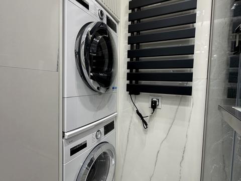 квартира за адресою Новоберегова вул., 12-А