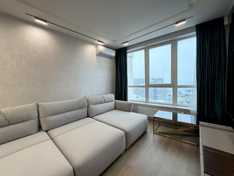 квартира за адресою Новоберегова вул., 12-А