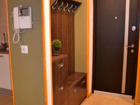 будинок за адресою Анатолія Солов'яненка вул.