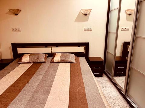 квартира за адресою Анни Ахматової вул., 13