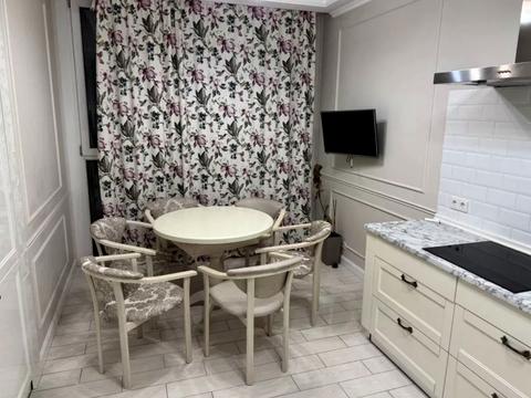 квартира за адресою Драгоманова вул., 2