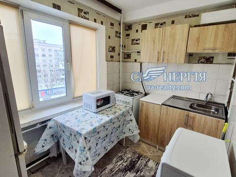 квартира за адресою Русанівський бульв., 12