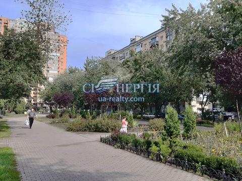 квартира за адресою Русанівський бульв., 12