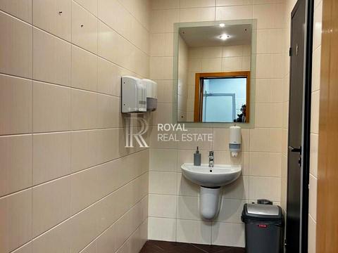 комерційна за адресою Велика Васильківська вул. (Червоноармійська), 88