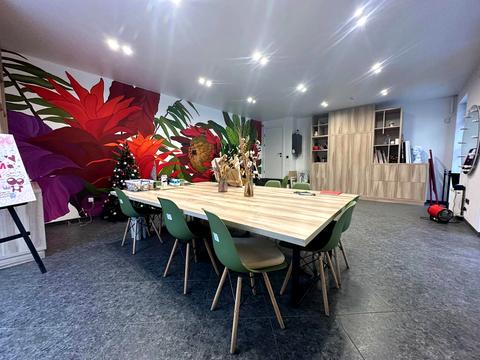 комерційна за адресою Незалежності вул., 99