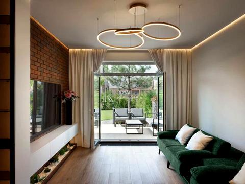 будинок за адресою с. Вишеньки, Ялтинська вул., 14