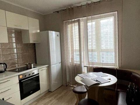 квартира за адресою Бориса Гмирі вул., 16А