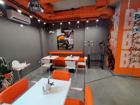 комерційна за адресою Гурія Бухала вул. (6-та Гвардійська), 13