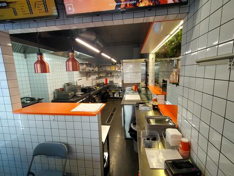 комерційна за адресою Гурія Бухала вул. (6-та Гвардійська), 13