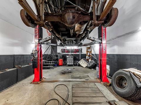 коммерческая по адресу Новомостицкая ул., 1