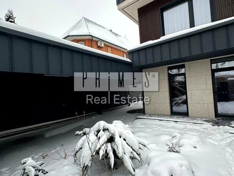 будинок за адресою Центральна вул.