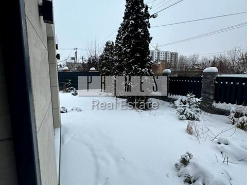 будинок за адресою Центральна вул.