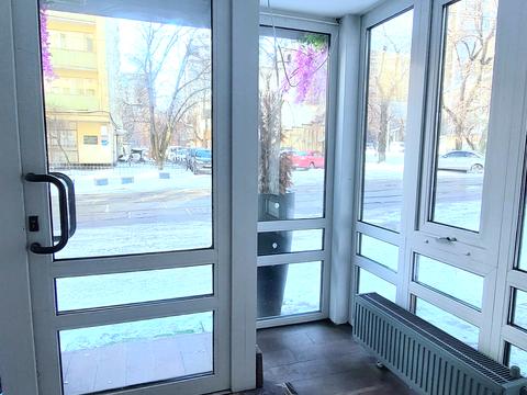 комерційна за адресою Дмитрівська вул., 46