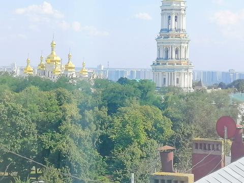 квартира за адресою Новонаводницька вул. (Лаврська), 24