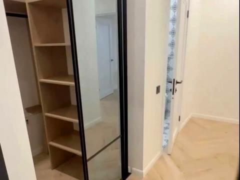 квартира за адресою Роксоляни вул., 33а