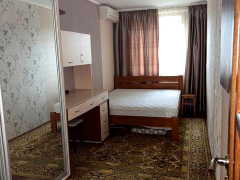 квартира за адресою Петра Григоренка просп. (Маршала Жукова), 5