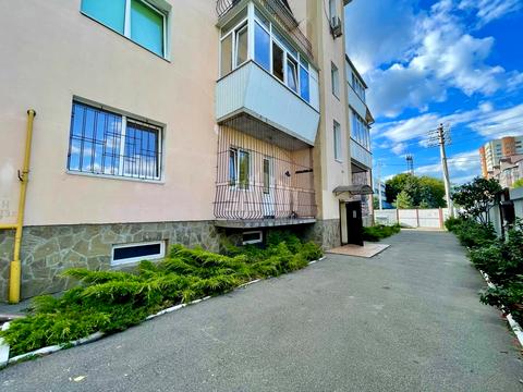 квартира за адресою Польова вул., 20Б