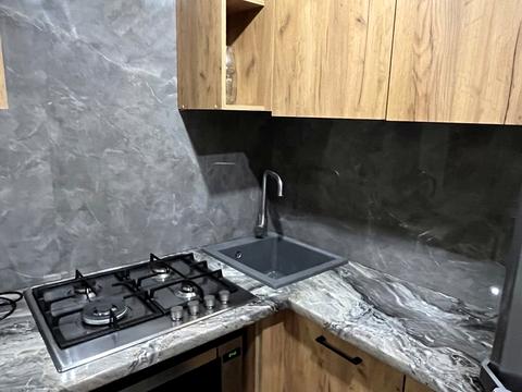 квартира за адресою Центральна вул., 1