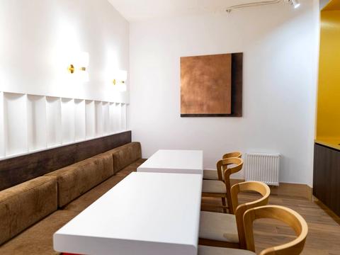 коммерческая по адресу Бусловская ул., 12