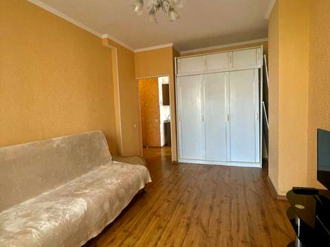 квартира за адресою Райдужний масив вул., 7-Б