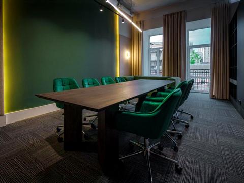 комерційна за адресою Богдана Хмельницького вул., 50-А