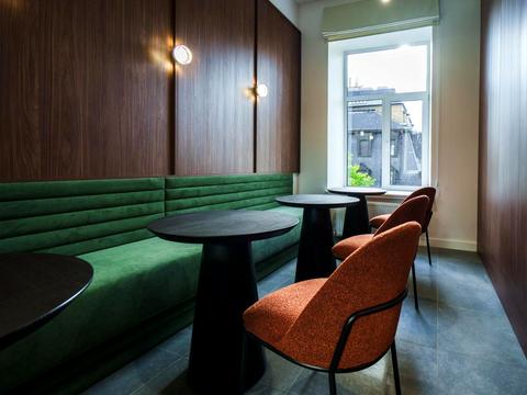 комерційна за адресою Богдана Хмельницького вул., 50-А