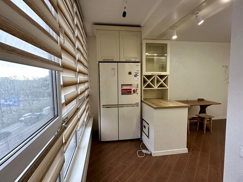 квартира за адресою Володимира Івасюка вул., 84