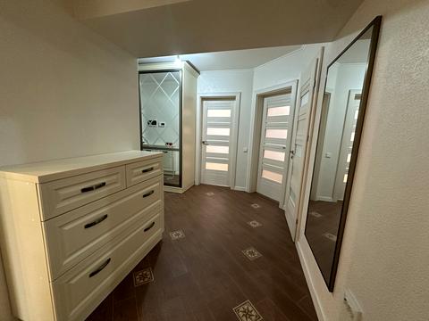 квартира за адресою Володимира Івасюка вул., 84