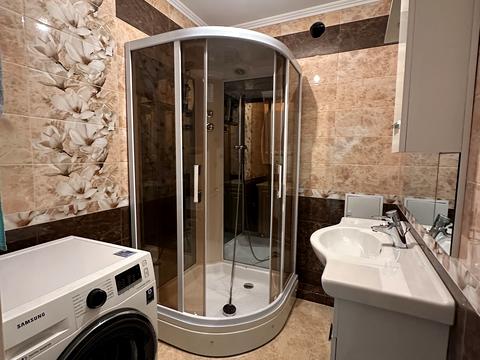 квартира за адресою Володимира Івасюка вул., 84