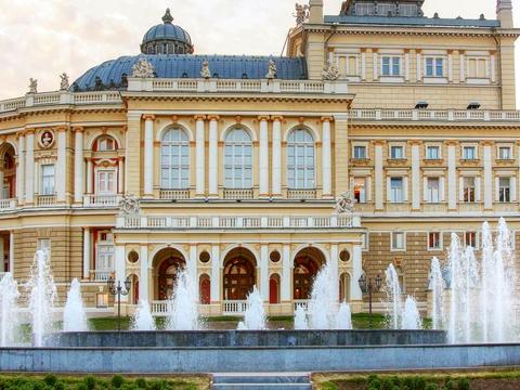 квартира за адресою Троїцька вул., 43а