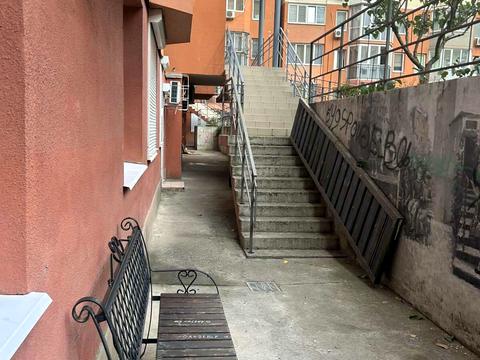 комерційна за адресою Райдужний масив вул., 19/2