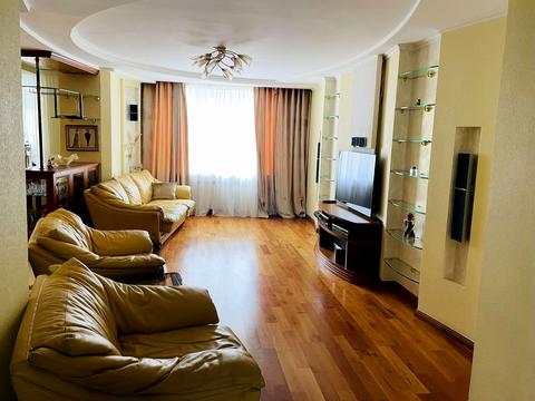 квартира за адресою В'ячеслава Чорновола вул., 20