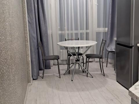 квартира за адресою Олексія Вадатурського вул. (Маршала Малиновського), 18