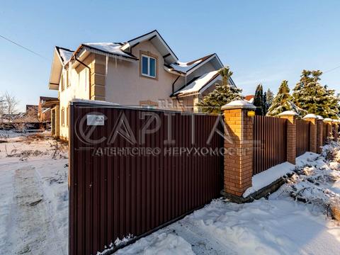 будинок за адресою с. Крушинка, Будівельників вул.