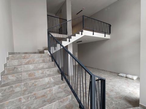 комерційна за адресою Зелена вул., 267