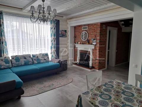 будинок за адресою Центральна