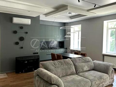 квартира за адресою Воздвиженська вул., 28/30