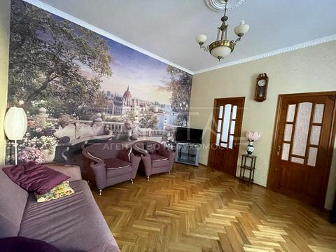 квартира за адресою Бульварно-Кудрявська вул. (Воровського), 32