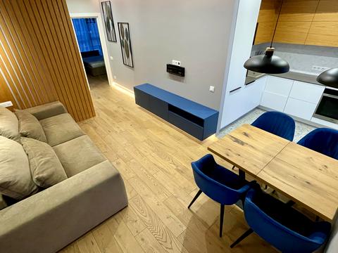 квартира за адресою Салютна вул., 2к10