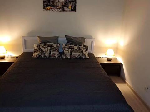 квартира за адресою Бориса Гмирі вул., 12-Б