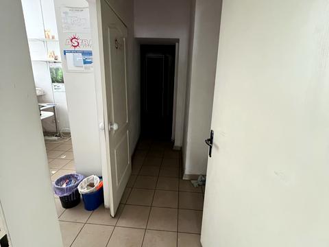 комерційна за адресою Депутатська вул., 23-А