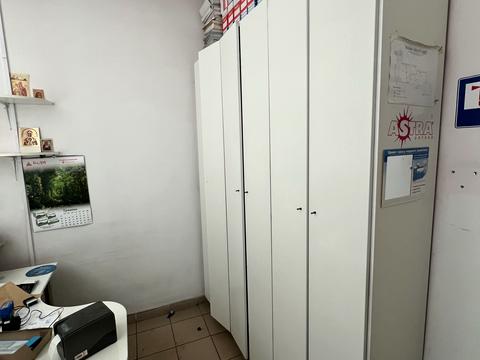 комерційна за адресою Депутатська вул., 23-А