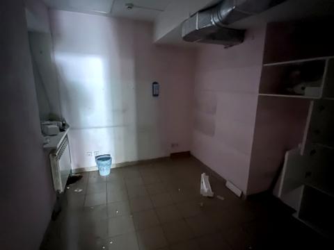 комерційна за адресою Депутатська вул., 23-А