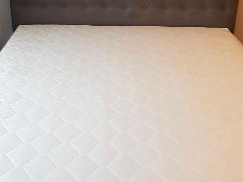 квартира за адресою Софії Русової вул., 7-Г