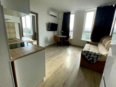 квартира за адресою Соборності просп. (Возз'єднання), 17 к2