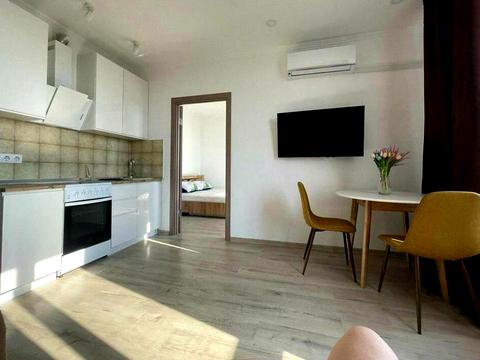 квартира за адресою Соборності просп. (Возз'єднання), 17 к2