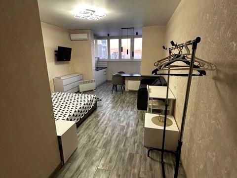 квартира за адресою Київ, Микільсько-Слобідська вул., 10