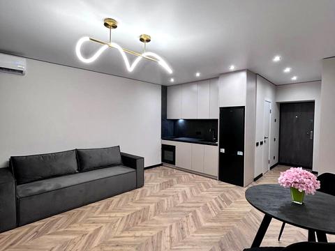 квартира за адресою Літературна вул. (Чехова), 27