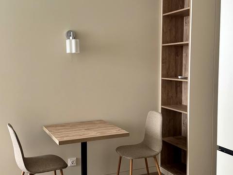 квартира по адресу Василия Тютюнника ул. (Анрі Барбюса), 43